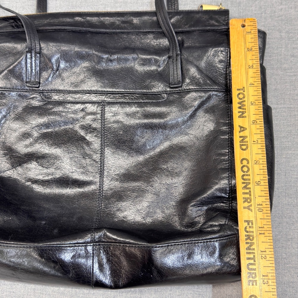 Hobo International Black Leather Tote Shoulder Bag Large Pocket Book Brass Zip - Picture 13 of 13